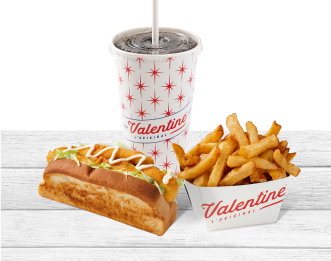 Image de HOT-DOG AU POULET, FRITES & BREUVAGE 20OZ